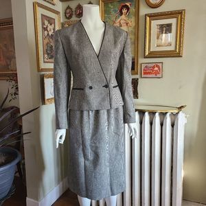 Vintage Evan Picone Micro Houndstooth Skirt Suit